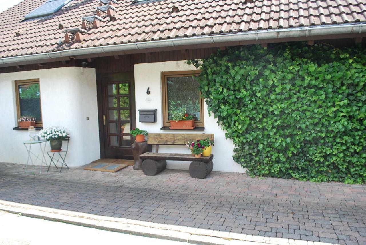 Homestay Cozy Room Markdorf Exteriör bild