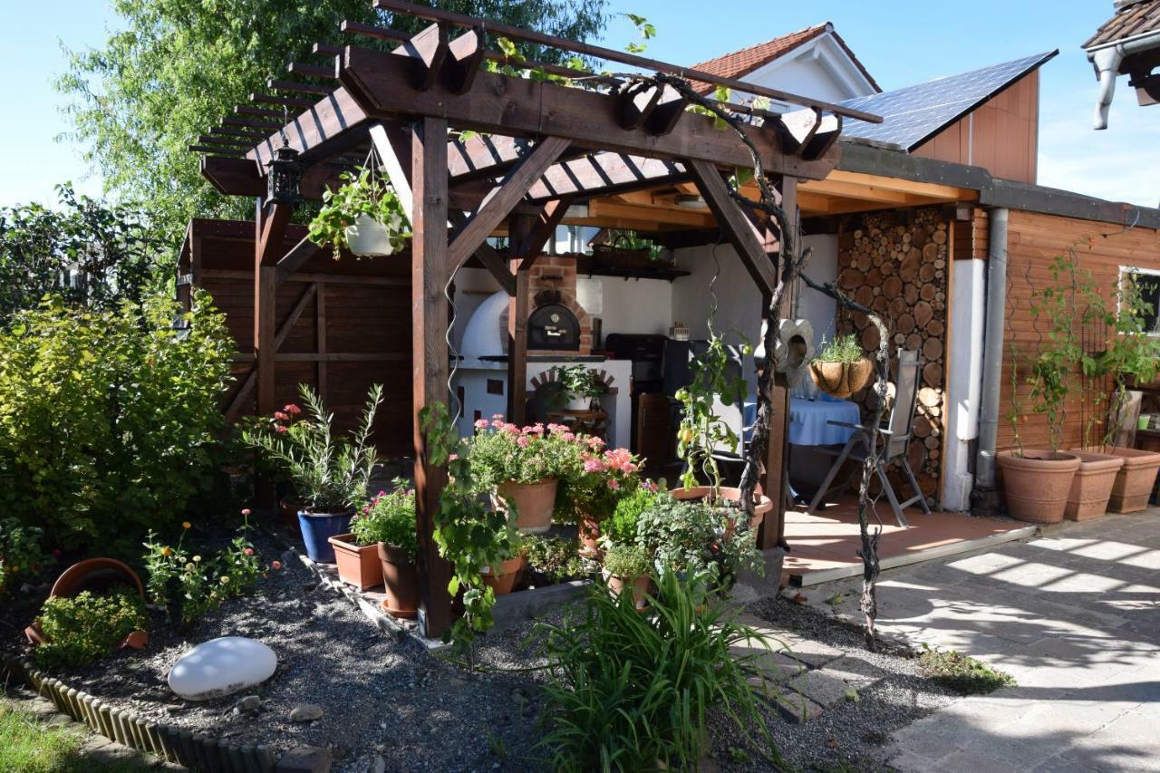 Homestay Cozy Room Markdorf Exteriör bild