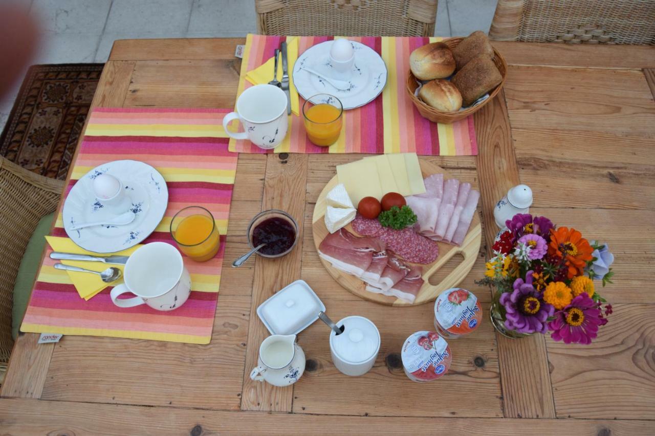 Homestay Cozy Room Markdorf Exteriör bild